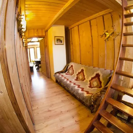 게스트하우스 Gostynniy Dvir Raytshtoky 3*